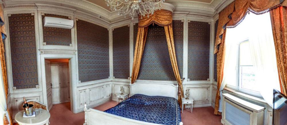 Hotel Senator Gran Via à Będziemyśl Extérieur photo