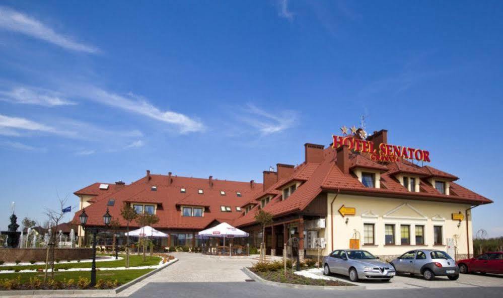 Hotel Senator Gran Via à Będziemyśl Extérieur photo